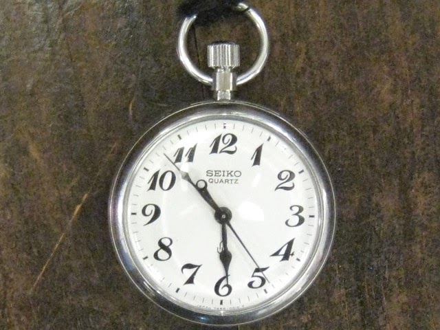 セイコー鉄道時計・クォーツ・昭５６ 旭鉄 刻印入・１９８１年製 